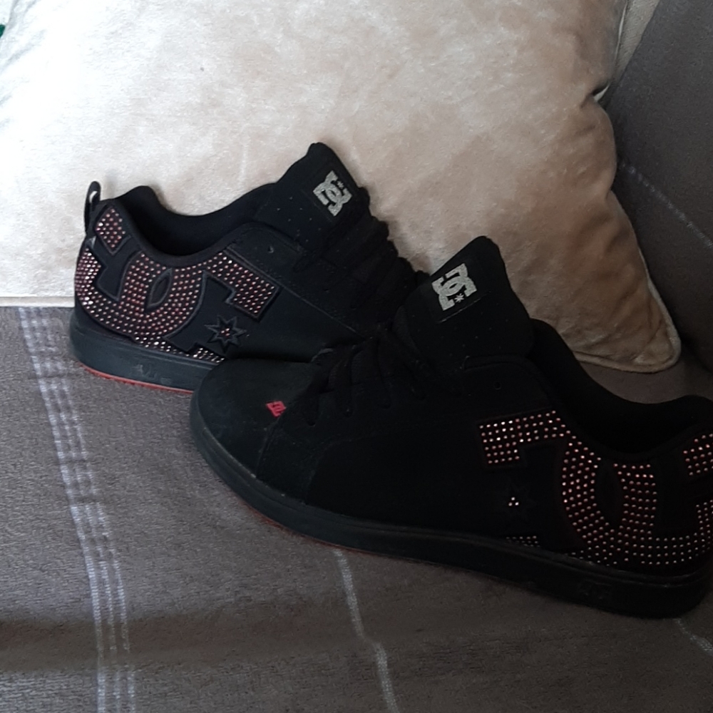 *DC* sneakers***